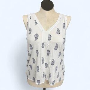 Old Navy White and Blue Paisley Tank Top